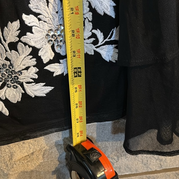 INC International Concepts Black and White  Long Sleeve Blouse - Picture 8 of 9